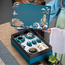 Load image into Gallery viewer, Traditional Chinese Tea Set - 7 Pcs Traditional Chinese Styles Gift Box Chinese Tea Set- Perfect Gift for Tea Lovers