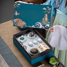 Load image into Gallery viewer, Traditional Chinese Tea Set - 7 Pcs Traditional Chinese Styles Gift Box Chinese Tea Set- Perfect Gift for Tea Lovers