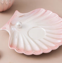 Load image into Gallery viewer, Nordic Pearl Glaze irregular Shell Form Coffee Cup Set