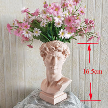 Load image into Gallery viewer, Display statue and vase