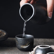 Load image into Gallery viewer, 5 pcs Black Japanese Sake Set
