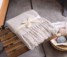 Load image into Gallery viewer, Plain knitted wool blanket
