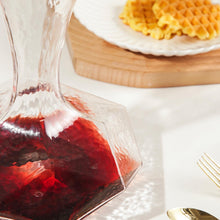 Load image into Gallery viewer, Glass Wine Decanter - Irregular form crystal glass wine decanter- Red Wine Aerator and Gifts
