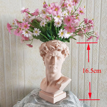 Load image into Gallery viewer, Display statue and vase
