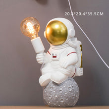 Load image into Gallery viewer, Modern Astronaut Table Lamp
