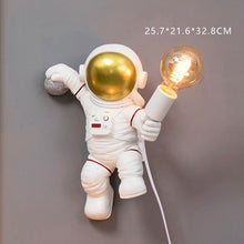 Load image into Gallery viewer, Modern Astronaut Table Lamp
