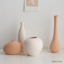 Load image into Gallery viewer, Simple Decorative Ceramic Vase
